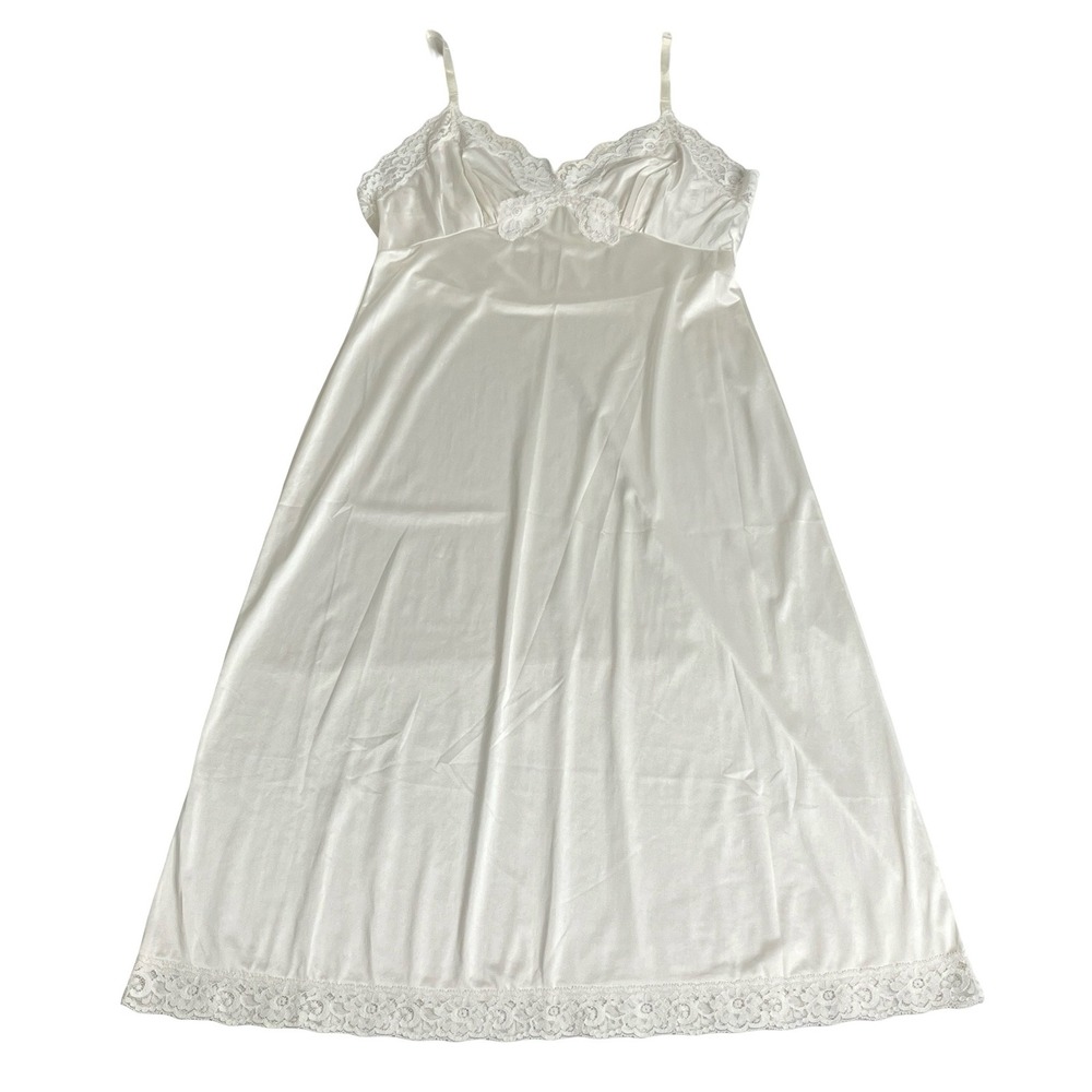 Vintage Vassarette Quintessence Full Slip 34L White Lace Antron III Nylon USA